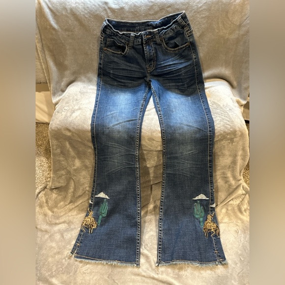 Cowgirl Tuff Oasis Trouser embroidered cactus cowboy designs - Picture 4 of 5